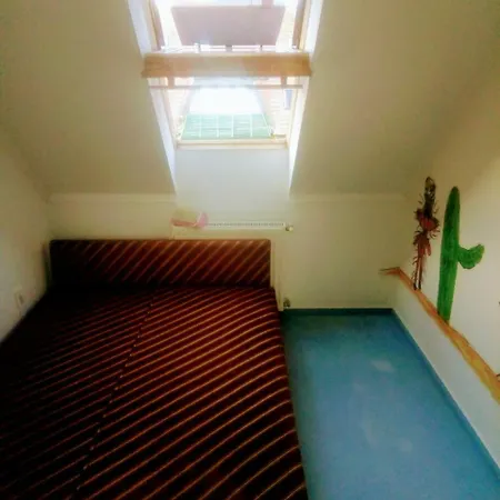 公寓 Fuveszkert Apartman *